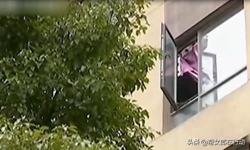 女子错把警察当安保踢后续,误将民警当客人