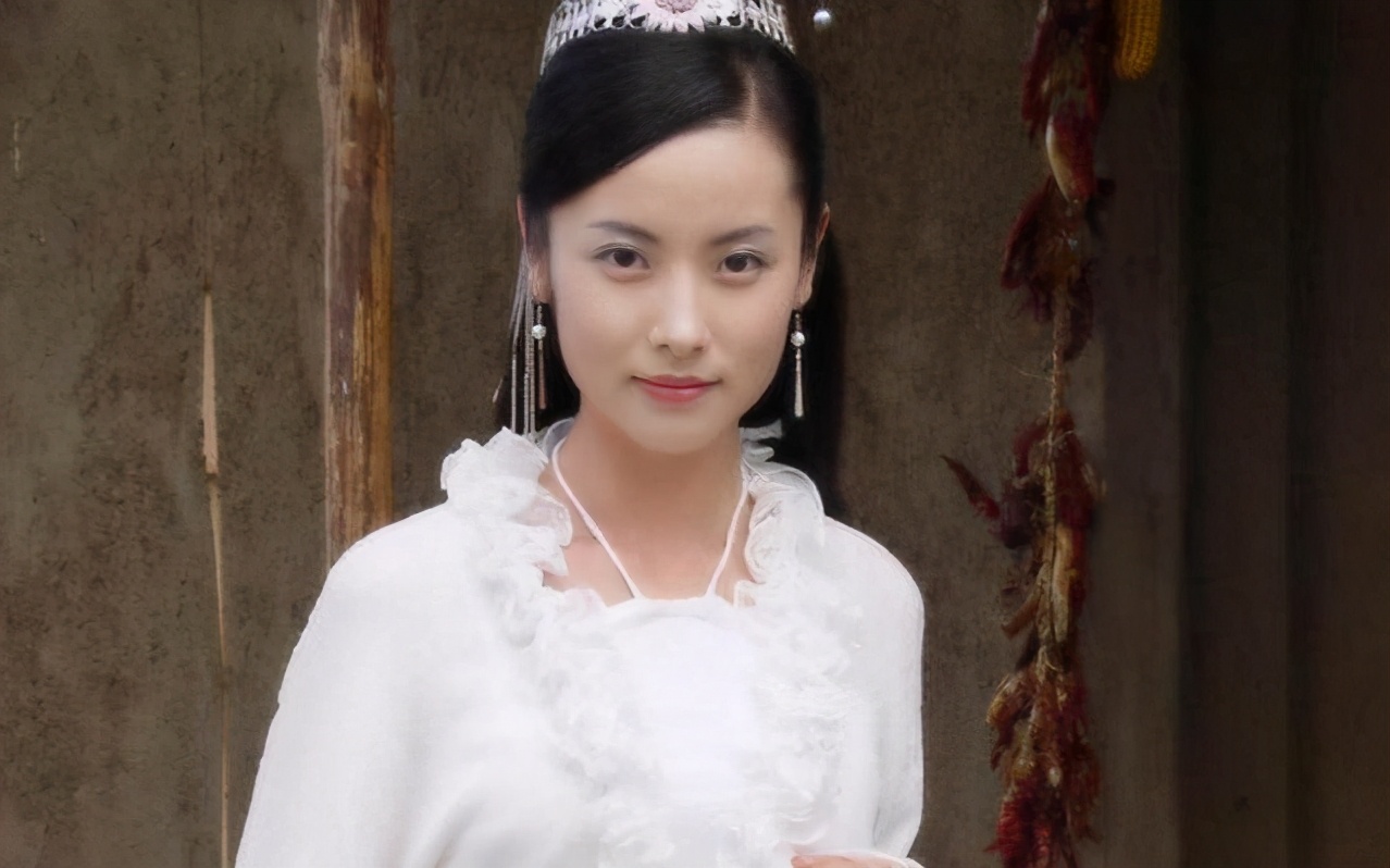 杨明娜新乱世佳人片段,杨明娜年轻时的容颜