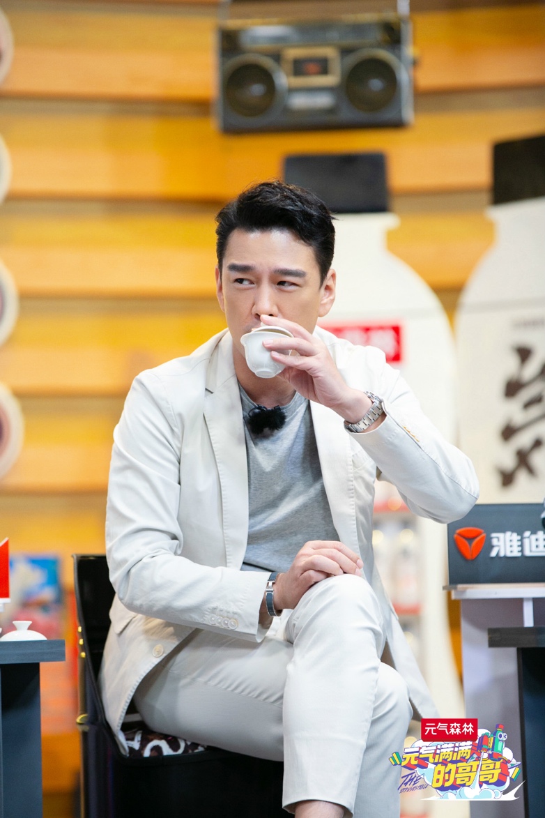 元气满满的哥哥收视率扑街,元气满满的哥哥第一集谁赢了