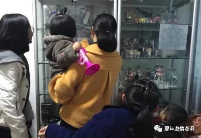 最贵的玩具手办被熊孩子掰断,熊孩子弄坏400万手办家长拒绝赔偿