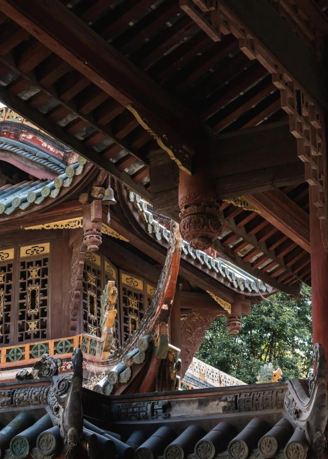 崇州罨画池在哪个位置,崇州罨画池值不值得去