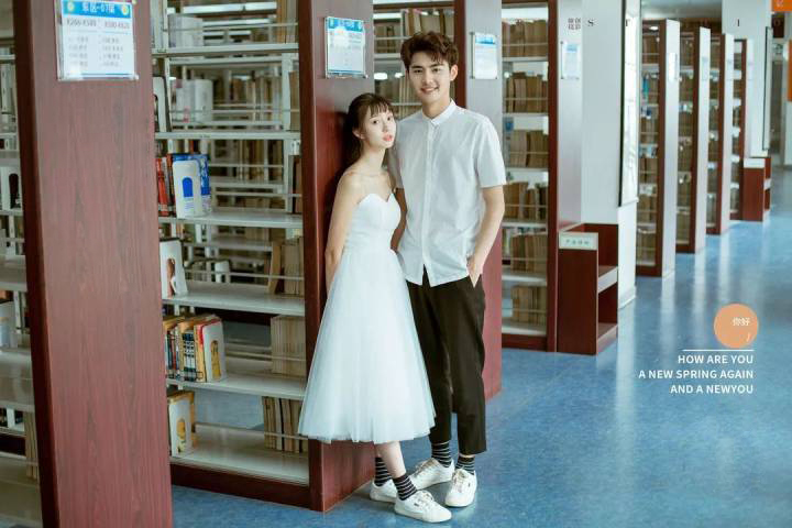 见证你从校服到婚纱的爱情,希望你也能遇到从校服到婚纱