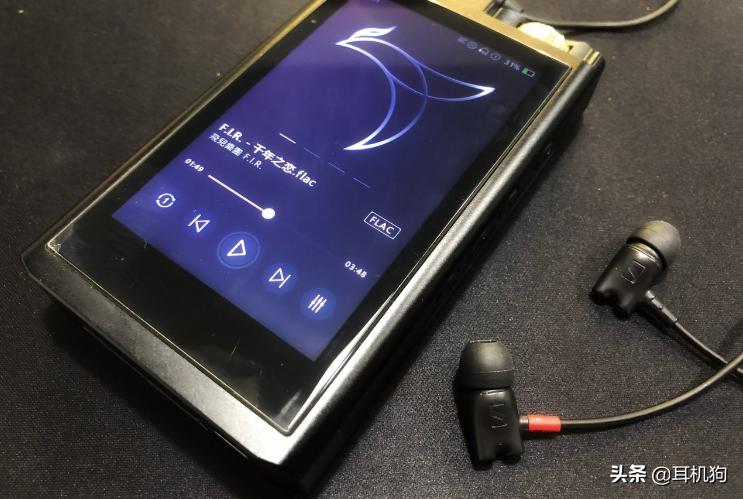 相当堆料？一言不合两三万，推力奇大非常hi-fi的音乐*放播**器墨菊