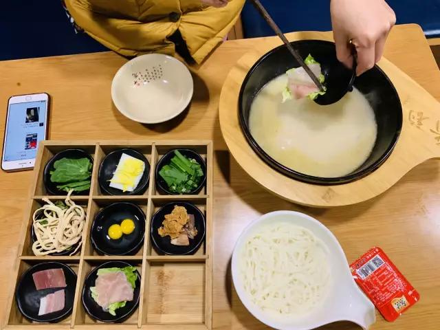 昆明是浪漫又土豪的城市,昆明是个很浪漫的城市