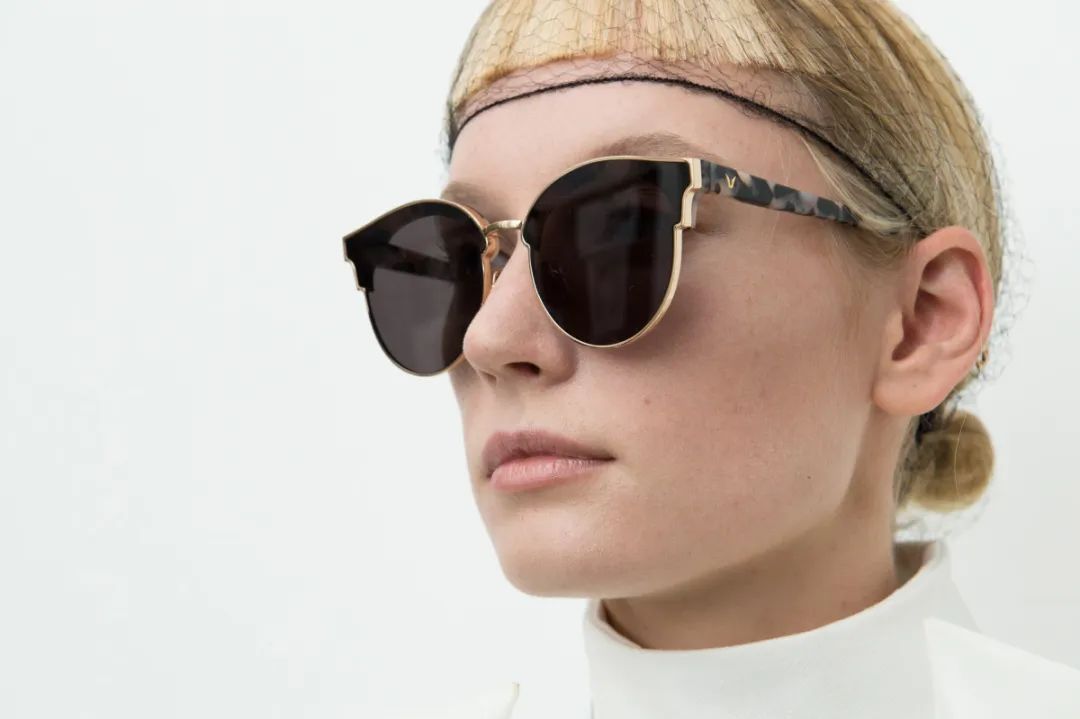 太阳镜防晒镜怎么选购,防晒太阳镜什么颜色好看