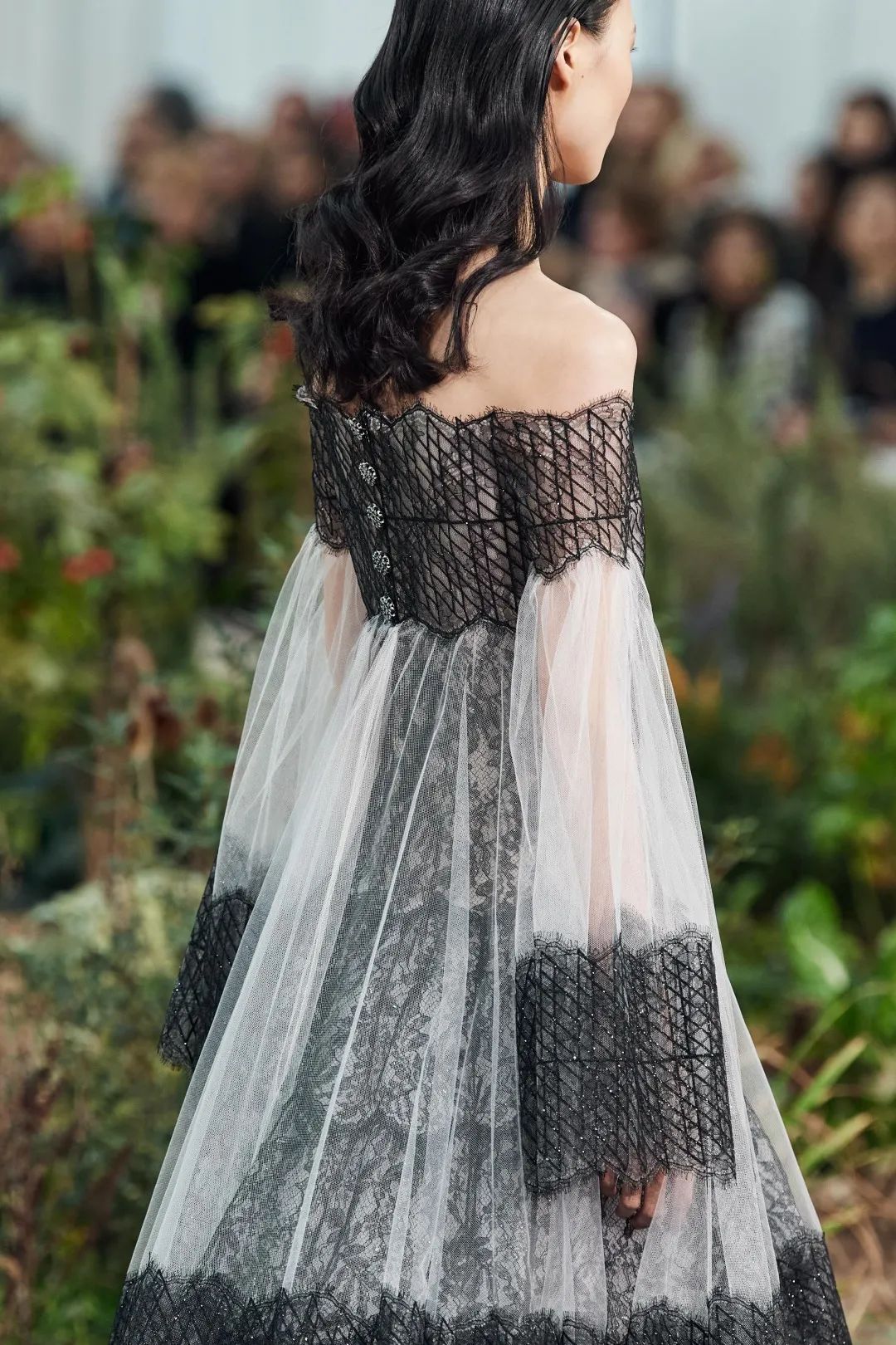 RR·TRENDS|OldMoney与NewMoney间的高定之争