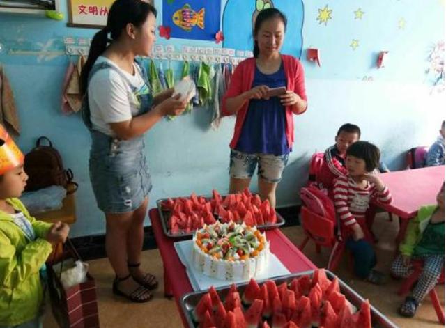 幼儿园盛行“分享礼物”，父母们却敢怒不敢言，是分享还是攀比？