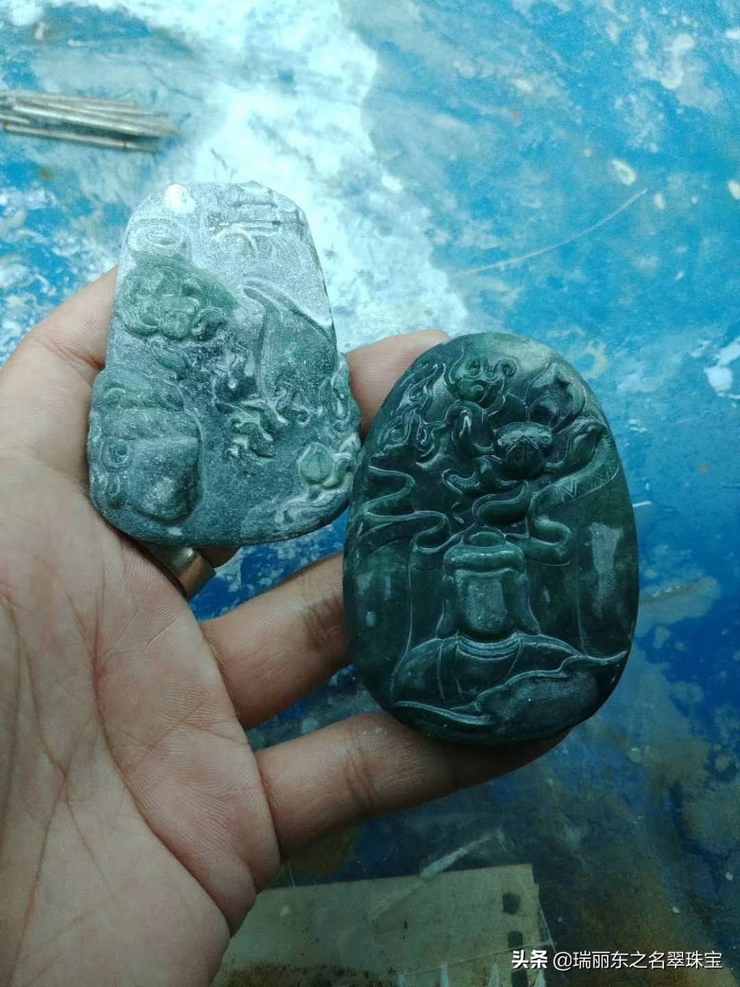 墨翠佛教题材玉雕,翡翠玉雕卧佛