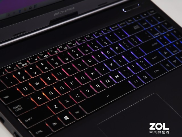 是设计师就盘它！机械师创物者首发评测太硬核了