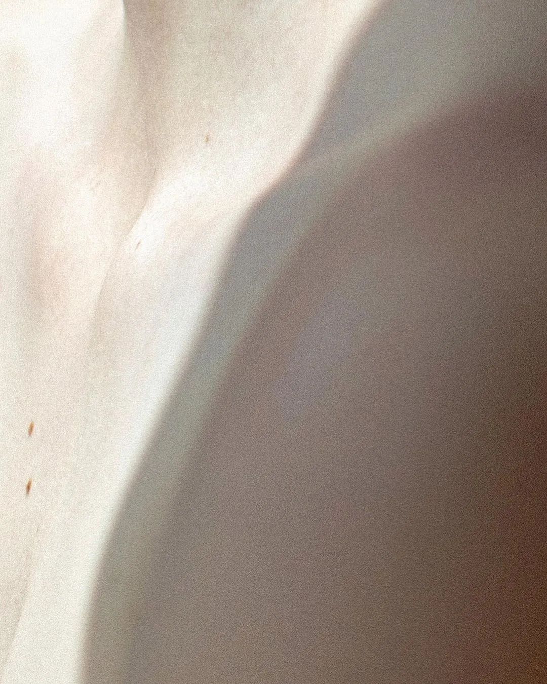 这些情而不色的「局部特写」，也太高级了吧