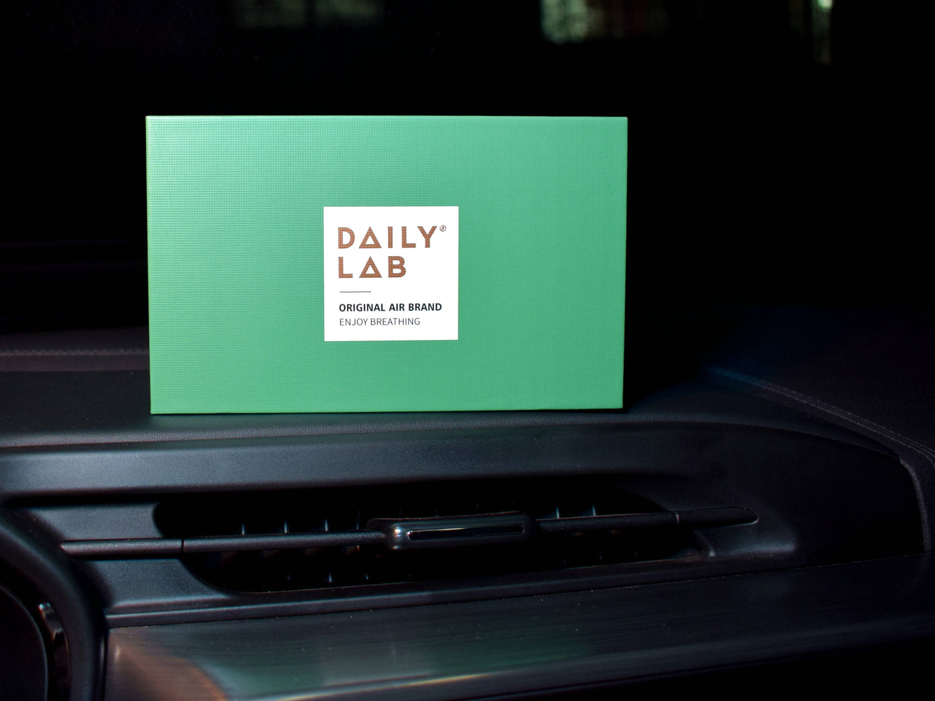 盘点那些好用的车载用品,老车必备七款实用汽车用品