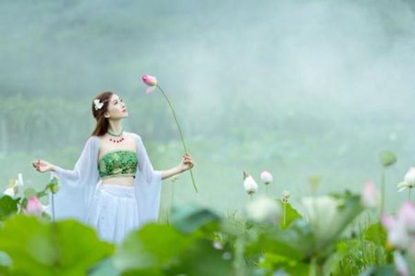 王昌龄边塞诗十首经典,黄沙百战穿金甲全诗赏析