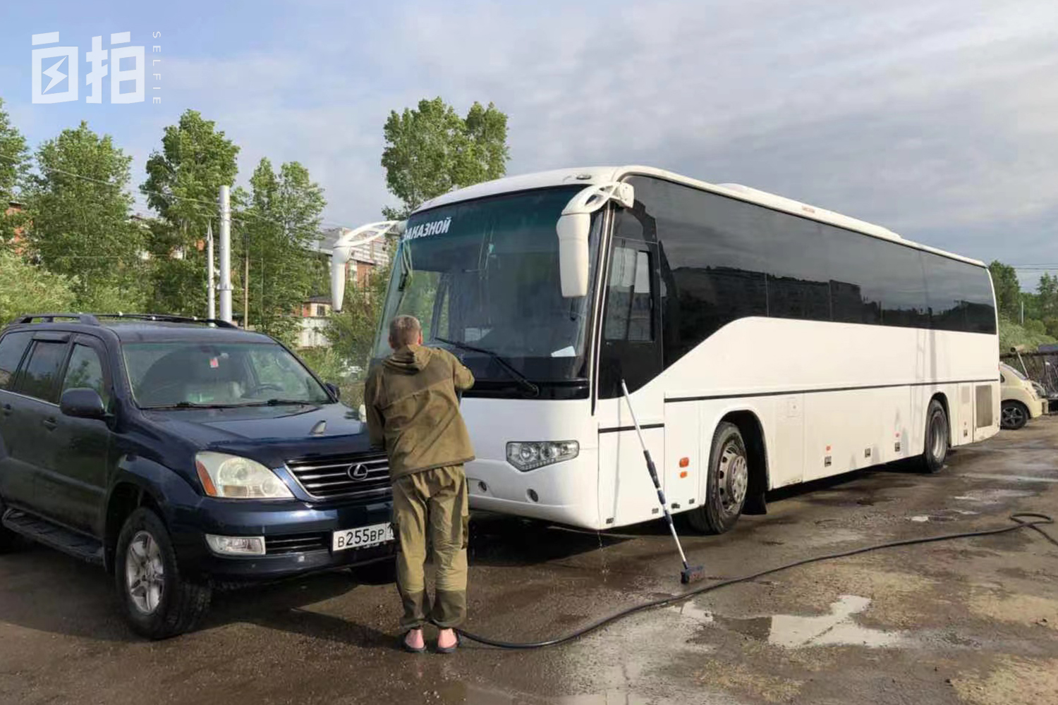 我,出国打工十几年,因疫情无法回国,意外娶了一位俄罗斯姑娘