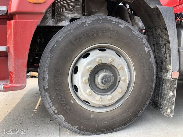 潍柴黄金动力链牵引车,砂石料专用牵引车