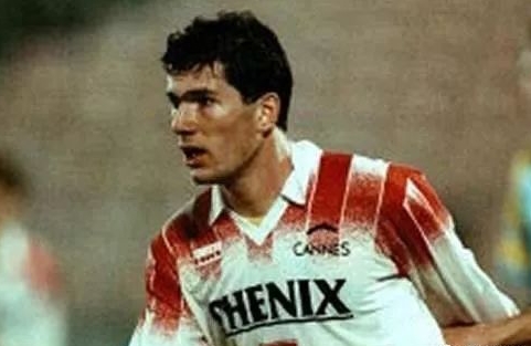 古典前腰10号位,古典前腰十大排名