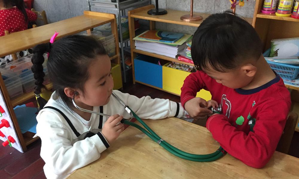 小孩不小心误食体温计水银怎么办,小孩子误食温度计的碎玻璃怎么办