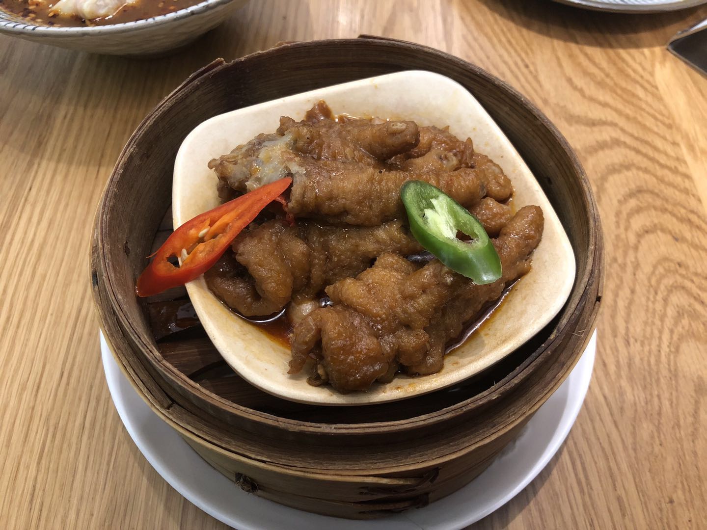 周末一人食，北京购物中心里的中式快餐，4个菜75元，贵吗？