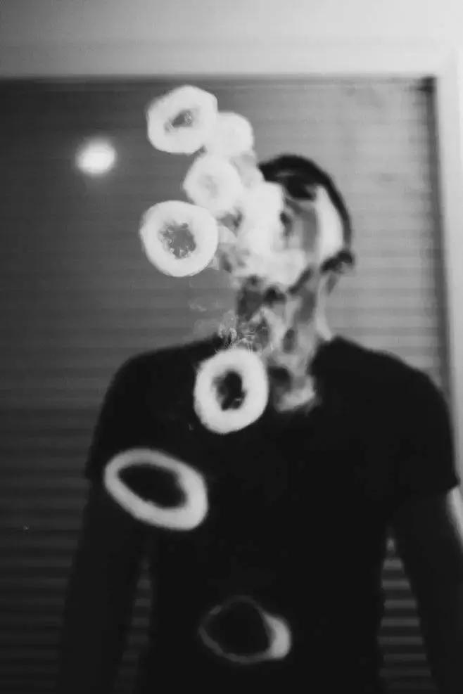 *子烟电**让2070人戒烟，却让168000年轻人上瘾！