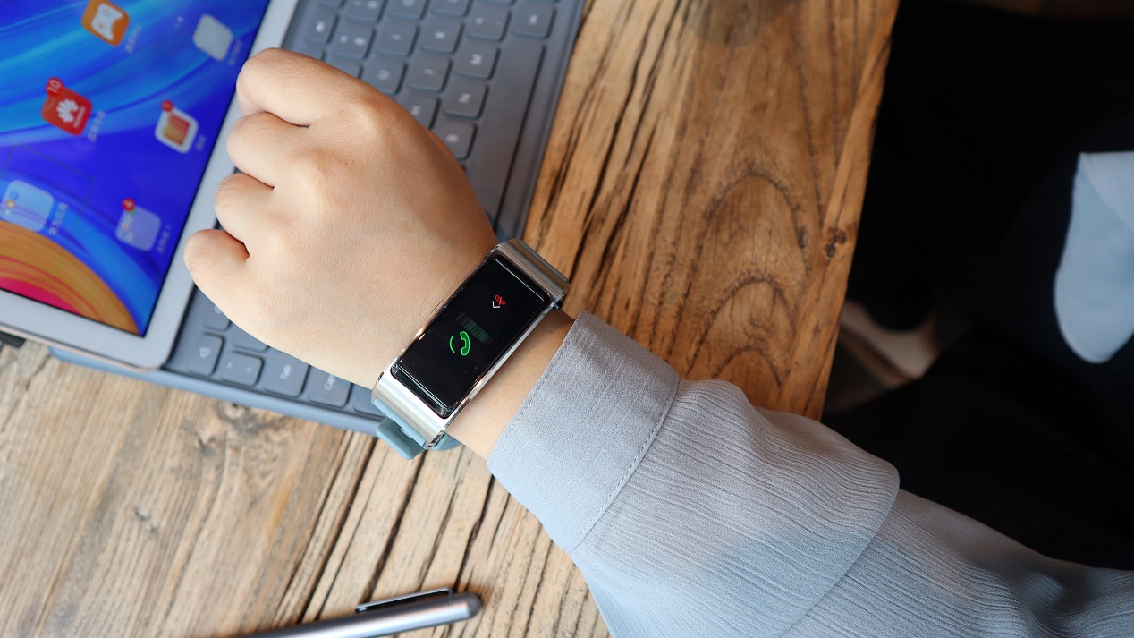 华为手环b5详细使用方法,华为手环b5功能详解