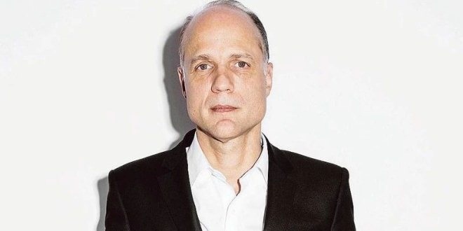 不行就换人！今年全球时尚产业平均每月6位CEO离任