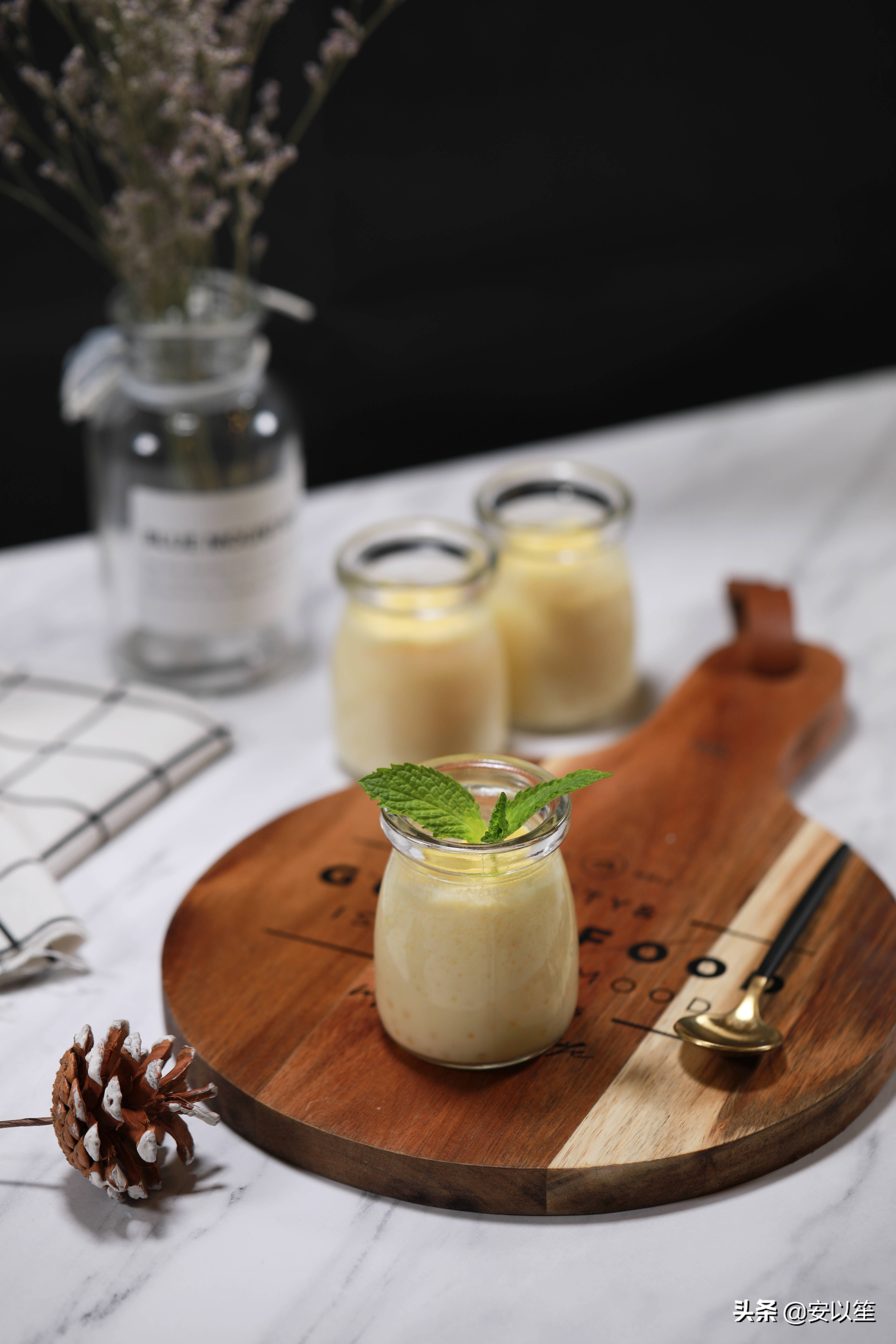 烤箱做鸡蛋牛奶布丁,用烤箱做牛奶布丁最简单的做法