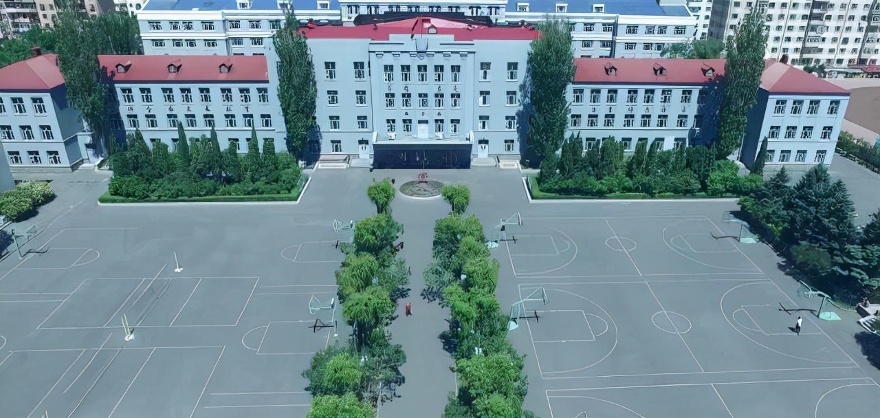 哈尔滨市最美的中学,洗尽铅华芳华依旧
