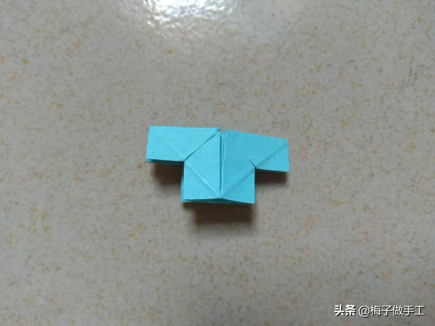 手工折纸衣服裤子美丽公主裙子,手工折纸上衣和裤子又简单又漂亮