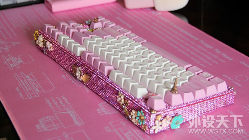 利奥波德:许你粉黛红霞醉梦人家