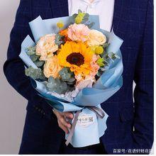 教师节给老师送什么花比较合适,教师节送花是每个老师都送吗