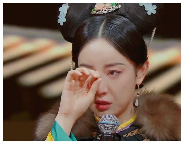 整容后的女明星老了,整容严重变性的女明星