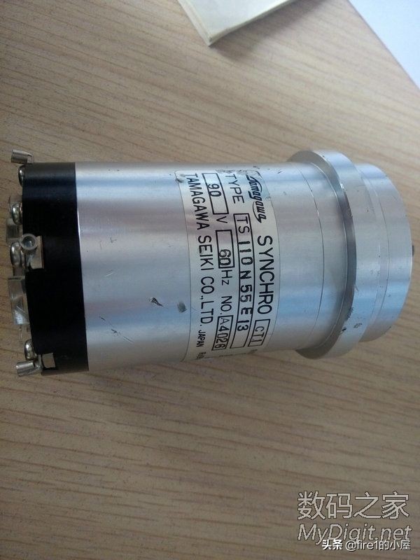 废品堆里淘了一堆电子元件，看看都有什么