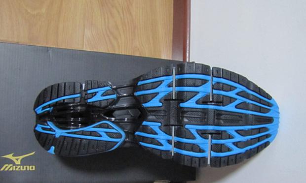 低调的跑鞋,低调的日本运动鞋之王