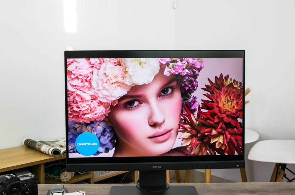 明基sw240的10bit是原生的吗,明基sw240显示器偏绿