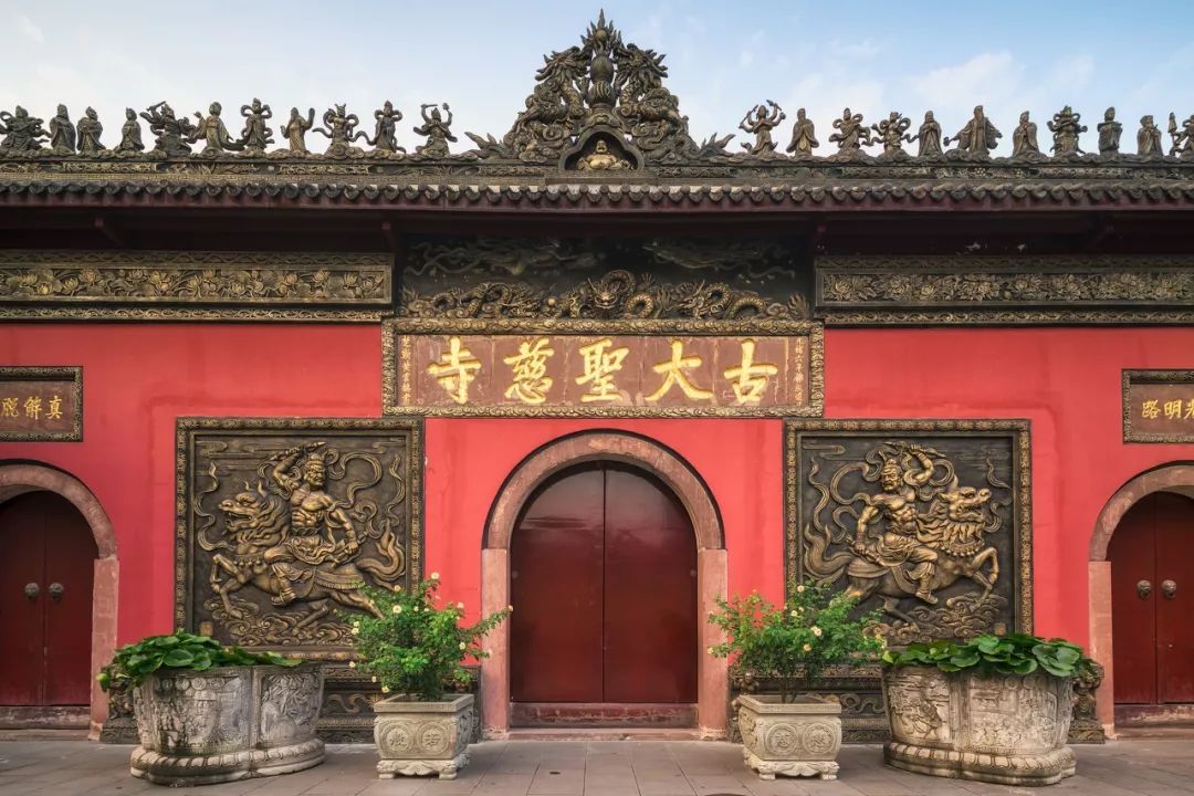 坐上高铁去旅游沿线美食尝个遍,云贵川渝高铁环线