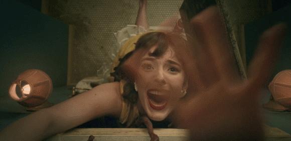 真·吊爆了,这片脑洞比尺度还大