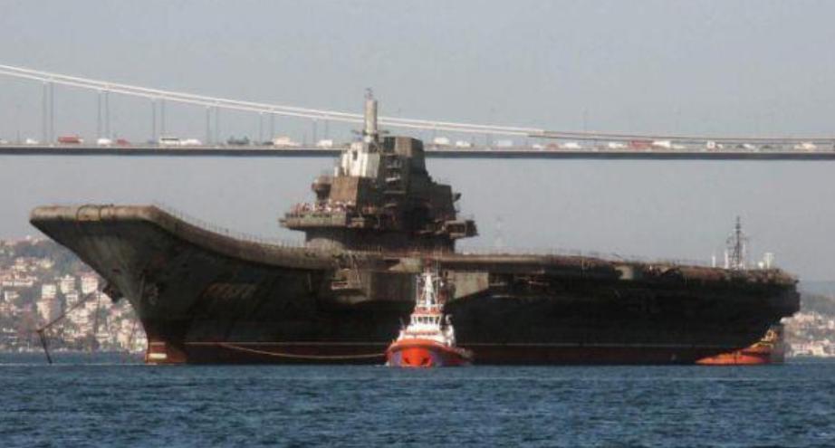 贺龙儿子贺鹏飞：42岁成少将，中国能有第一艘舰母，他功不可没