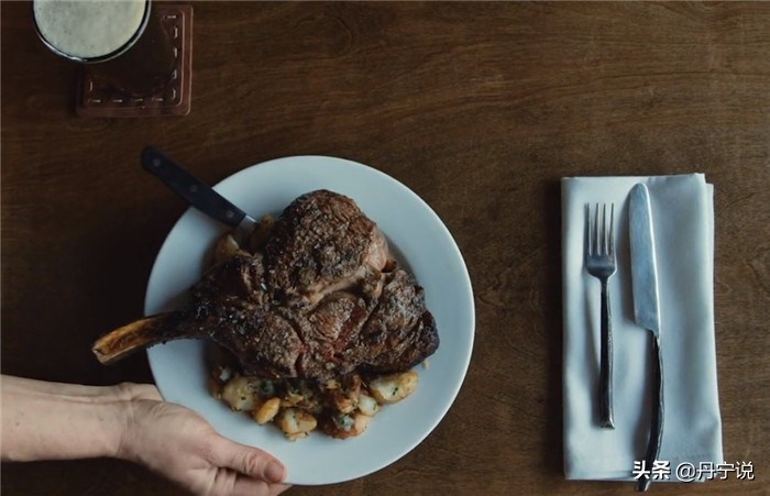 当美国爆发冠状病毒，加州农场主玛丽的繁忙工作和牛仔穿搭