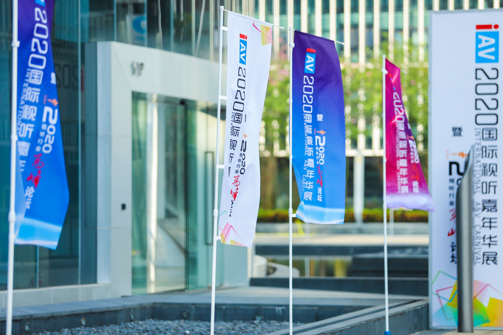 vivitek丽讯投影机背面插孔介绍,丽讯vivitek投影仪说明书