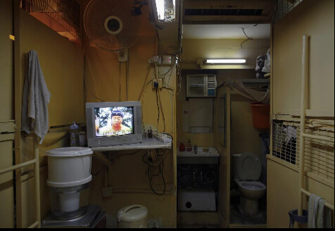 香港蜗居生活惊呆澳媒,香港人的蜗居真实生活