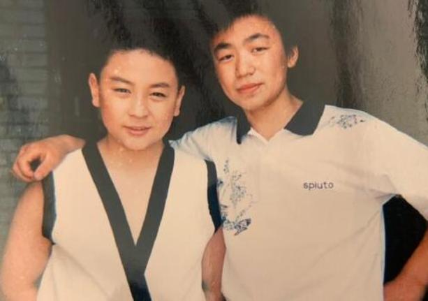 死亡超3万！撤侨令后，董卿双标人设尽毁，张艺谋748万躲过一劫