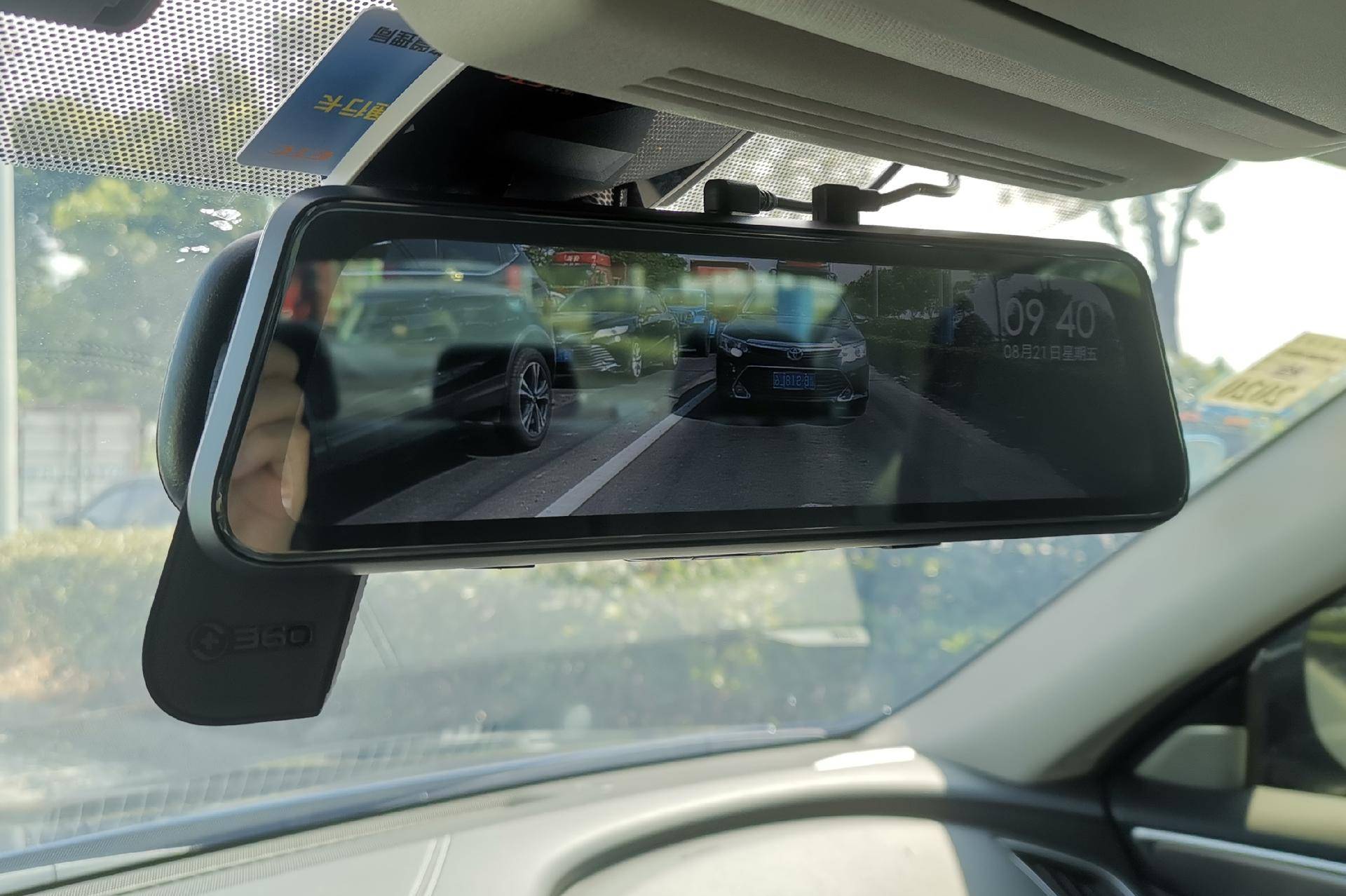 双录流媒体记录仪,流媒体行车记录仪对电瓶有伤害吗