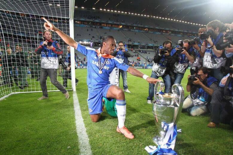 阿扎尔的困惑：复兴基石还是重建核心？看看蓝军将士怎么说