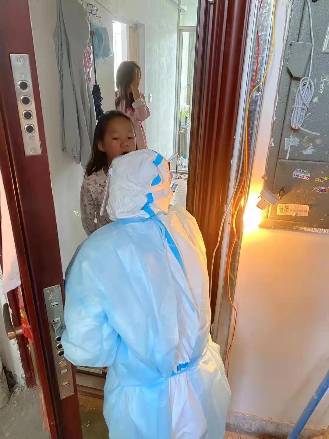 月圆日疫情来袭同战疫只争朝夕