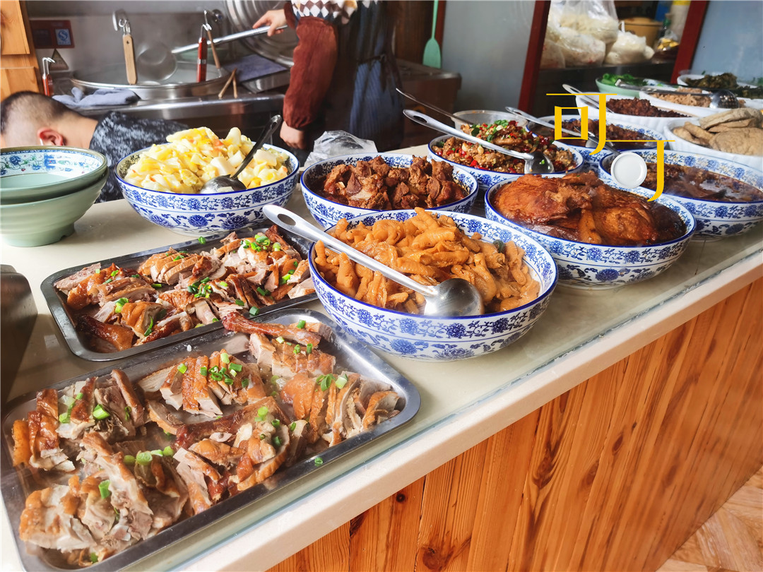 东钱湖韩岭老街白天玩还是晚上玩,打卡东钱湖韩岭老街