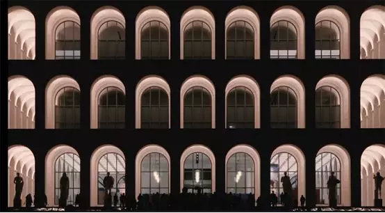 将灯光“玩成”了电影般的视觉盛宴-2019设博会访谈之王军