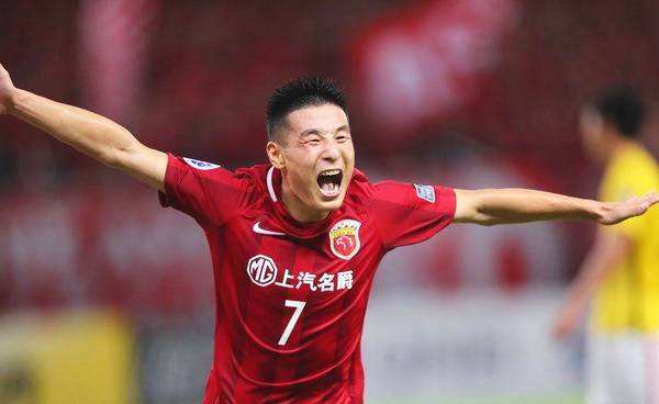 被嘲讽白斩鸡,白斩鸡被怼恼羞成怒