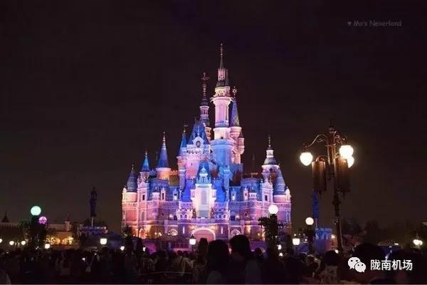 从陇上江南飞去十里洋场