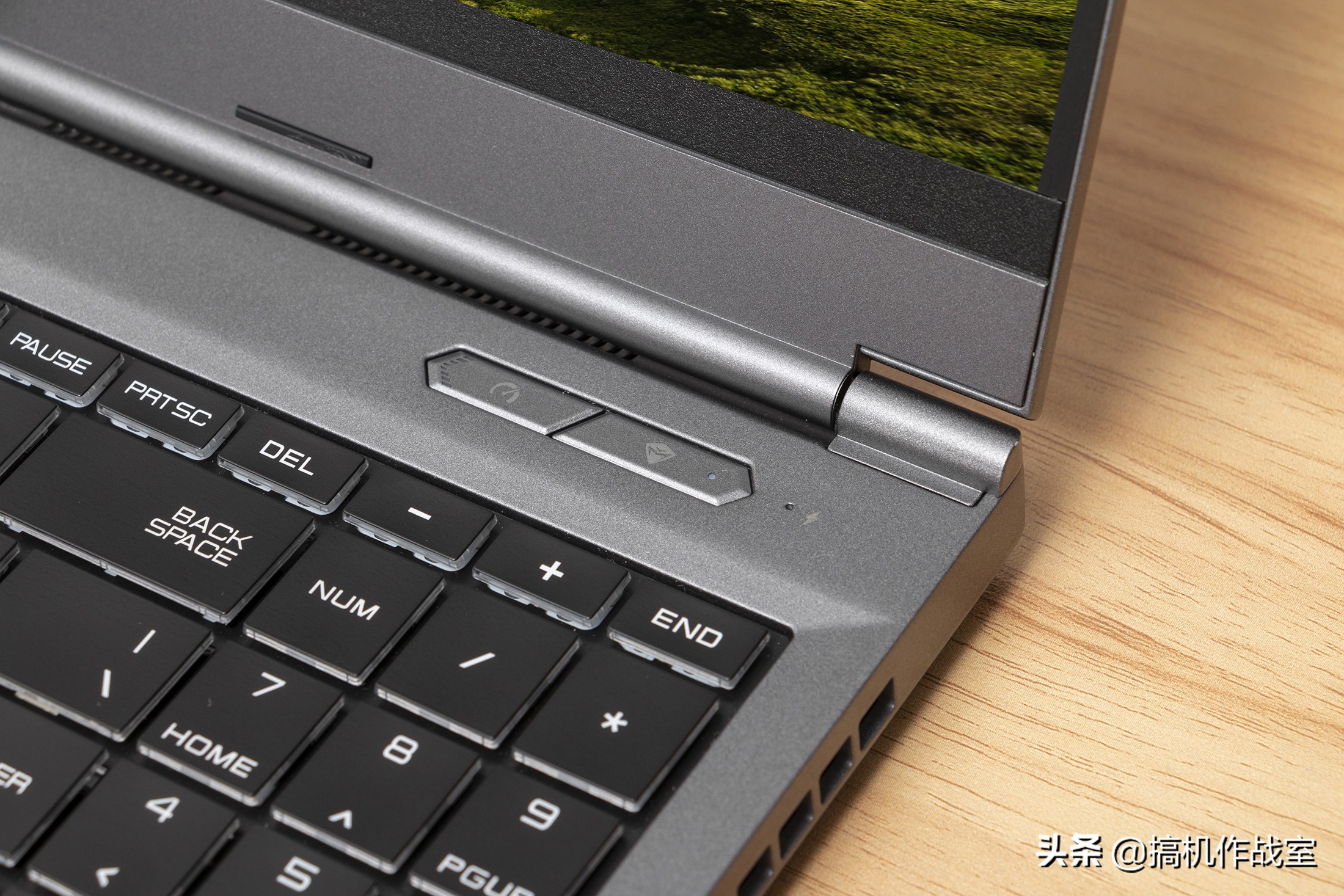 屏幕经过专业校对,轻薄但性能强大的设计本都长什么样的