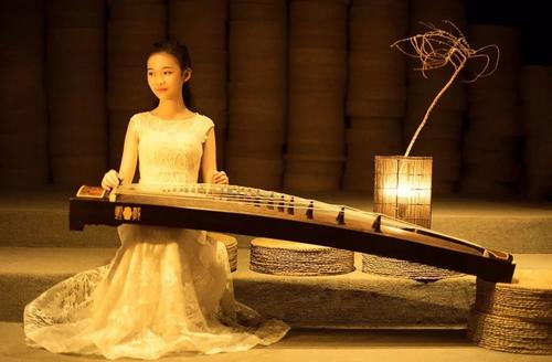 简单易学的古筝整曲弹奏教程视频,古筝弹奏完整版8分钟