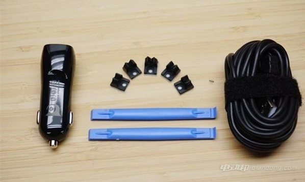 1080pfullhd行车记录仪如何使用,奔驰autodvr行车记录仪使用教程